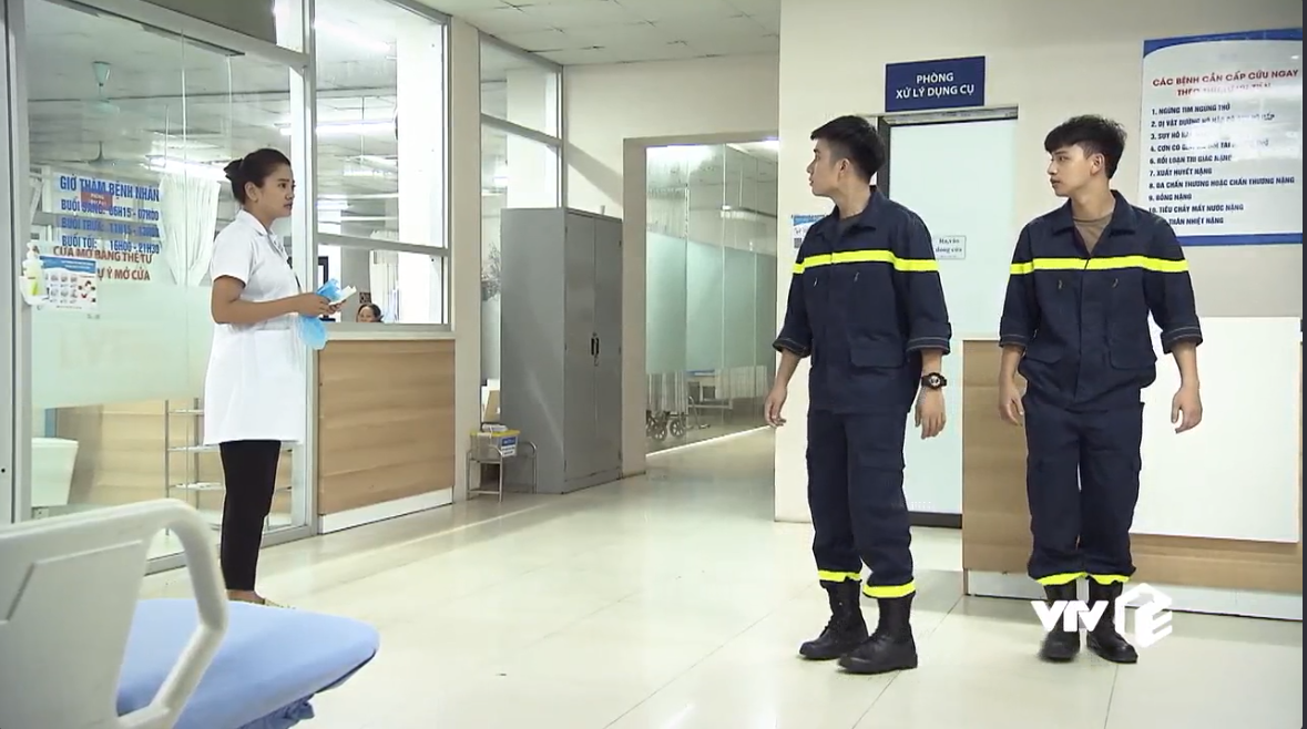 Lửa ấm tập 37: Thủy và Hoàng có nguy cơ bị nhiễm HIV - 11 Lửa ấm tập 37: Thủy và Hoàng có nguy cơ bị nhiễm HIV - 11