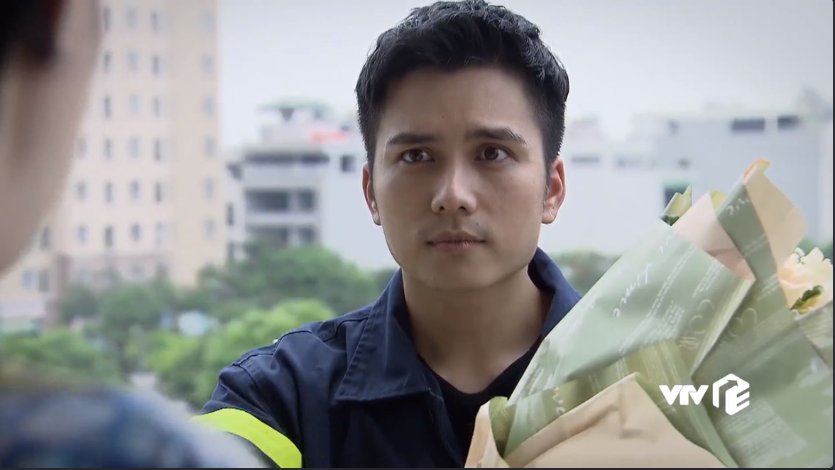 Lửa ấm tập 37: Thủy và Hoàng có nguy cơ bị nhiễm HIV - 2 Lửa ấm tập 37: Thủy và Hoàng có nguy cơ bị nhiễm HIV - 2