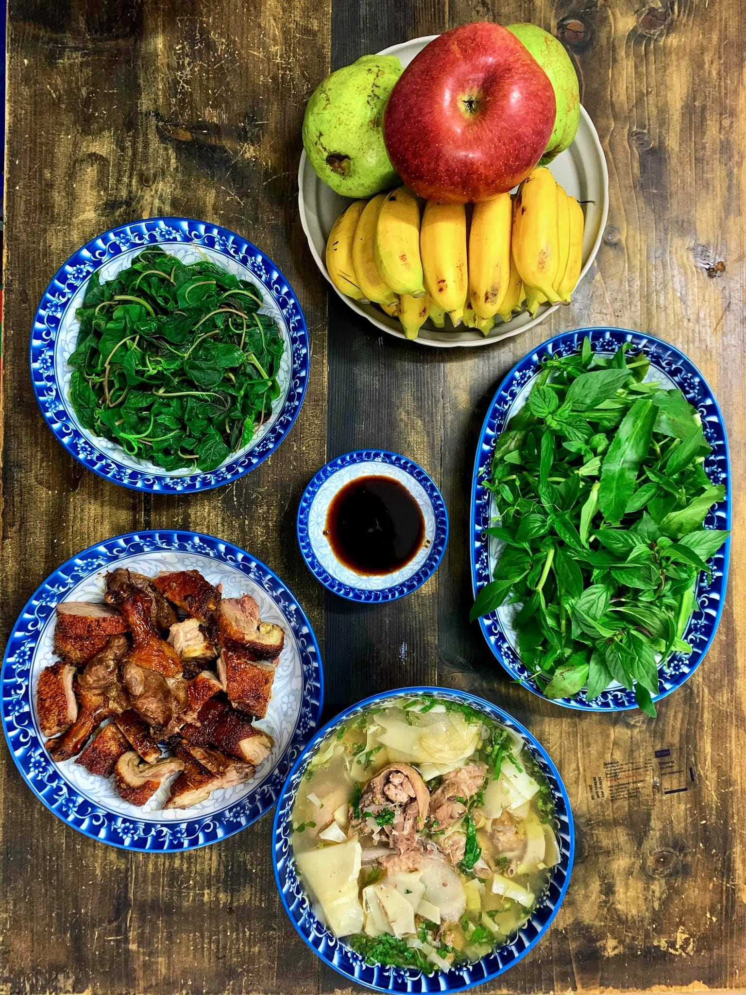 Có gì ở mâm cơm của đôi vợ chồng trẻ mà sau 2 giờ đăng tải đã nhận hơn ngàn lượt like từ cộng đồng mạng? - 8 Có gì ở mâm cơm của đôi vợ chồng trẻ mà sau 2 giờ đăng tải đã nhận hơn ngàn lượt like từ cộng đồng mạng? - 8