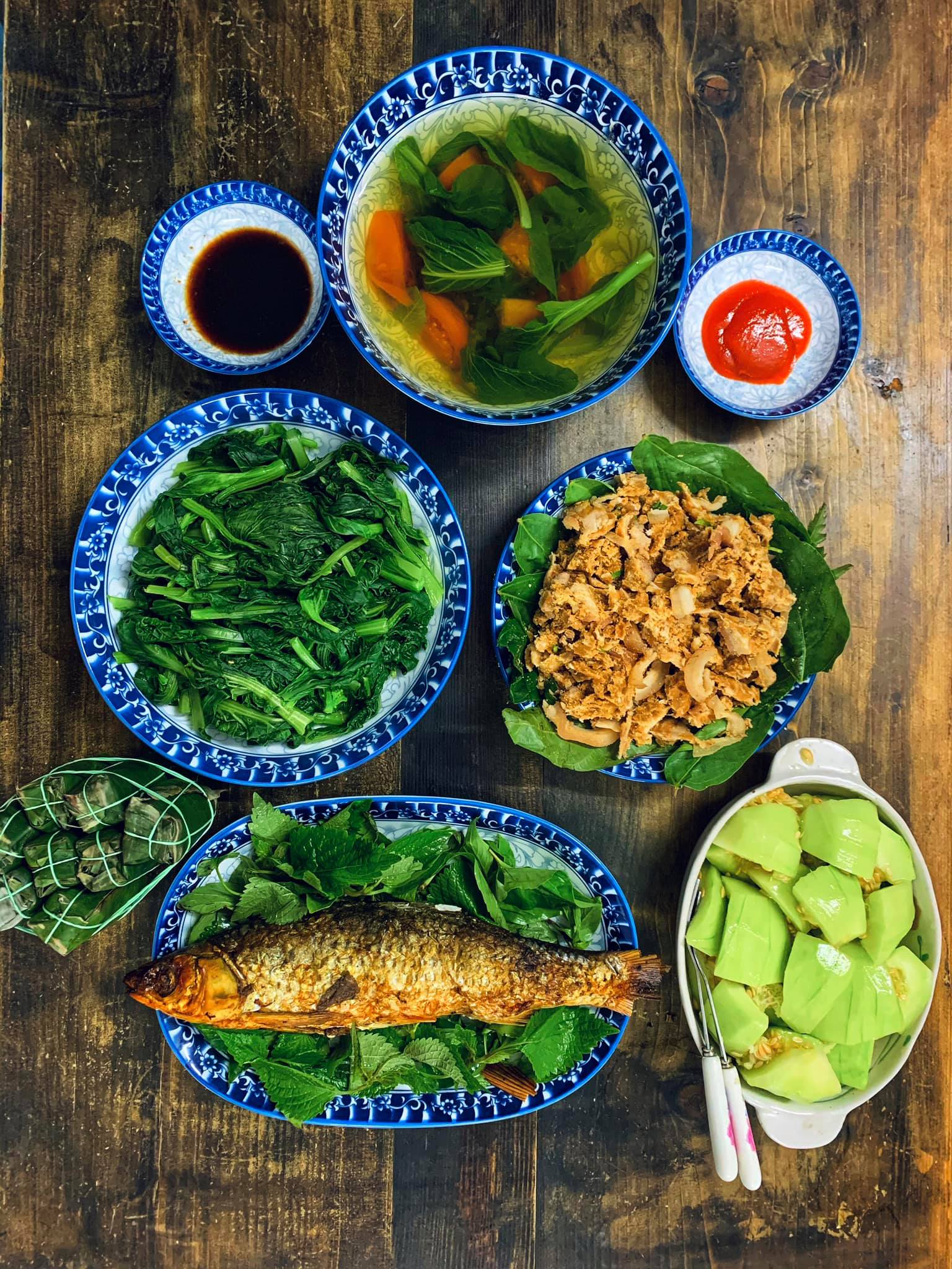Có gì ở mâm cơm của đôi vợ chồng trẻ mà sau 2 giờ đăng tải đã nhận hơn ngàn lượt like từ cộng đồng mạng? - 17 Có gì ở mâm cơm của đôi vợ chồng trẻ mà sau 2 giờ đăng tải đã nhận hơn ngàn lượt like từ cộng đồng mạng? - 17