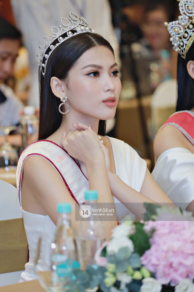 Bộ ảnh đọ sắc 'nét căng' đầu tiên của Top 3 Hoa Hậu Việt Nam 2020: Tân Hoa hậu Đỗ Thị Hà bất ngờ bị Á hậu 2 Ngọc Thảo giật spotlight! - 7 Bộ ảnh đọ sắc 'nét căng' đầu tiên của Top 3 Hoa Hậu Việt Nam 2020: Tân Hoa hậu Đỗ Thị Hà bất ngờ bị Á hậu 2 Ngọc Thảo giật spotlight! - 7