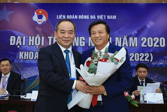 Ông Lê Văn Thành trúng cử Phó Chủ tịch tài chính VFF Ông Lê Văn Thành trúng cử Phó Chủ tịch tài chính VFF