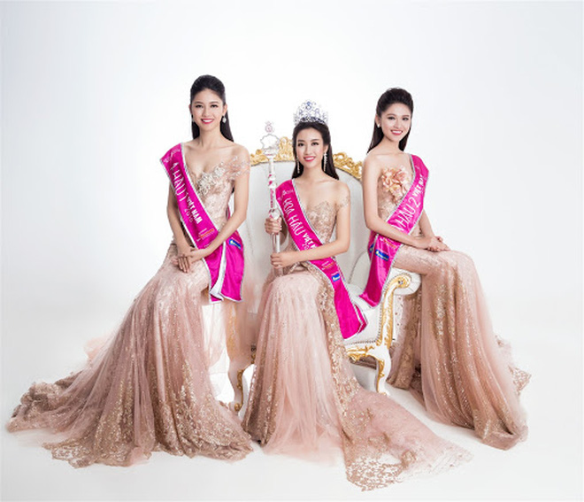 Chung kết HHVN 2020 chọn áo dài trắng nhạt nhoà làm trang phục đăng quang, khiến người xem thắc mắc: 'Giải Hoa khôi trường hay gì?' - 7 Chung kết HHVN 2020 chọn áo dài trắng nhạt nhoà làm trang phục đăng quang, khiến người xem thắc mắc: 'Giải Hoa khôi trường hay gì?' - 7