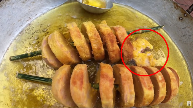 Bà Tân Vlog nổi tiếng với món ăn siêu to khổng lồ, nhưng nay lại tự thừa nhận 'bà làm cái này bị thất bại rồi các cháu ạ' với món cực đơn giản - 2 Bà Tân Vlog nổi tiếng với món ăn siêu to khổng lồ, nhưng nay lại tự thừa nhận 'bà làm cái này bị thất bại rồi các cháu ạ' với món cực đơn giản - 2