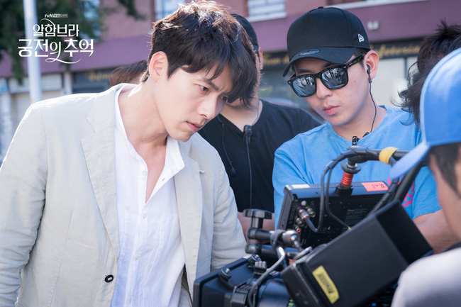 Hyun Bin gây sốt với bộ ảnh khoe cận gương mặt đẹp không góc chết, fan xuýt xoa vì nhan sắc quá cực phẩm Hyun Bin gây sốt với bộ ảnh khoe cận gương mặt đẹp không góc chết, fan xuýt xoa vì nhan sắc quá cực phẩm