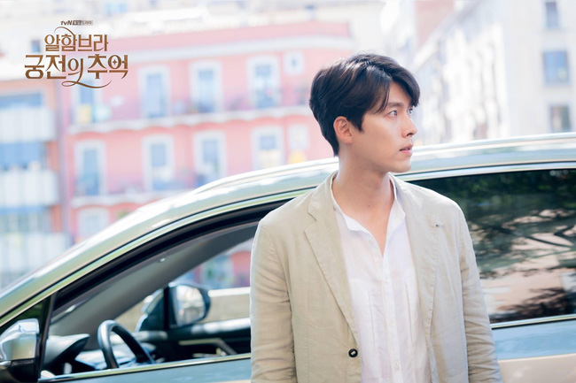Hyun Bin gây sốt với bộ ảnh khoe cận gương mặt đẹp không góc chết, fan xuýt xoa vì nhan sắc quá cực phẩm - 8 Hyun Bin gây sốt với bộ ảnh khoe cận gương mặt đẹp không góc chết, fan xuýt xoa vì nhan sắc quá cực phẩm - 8