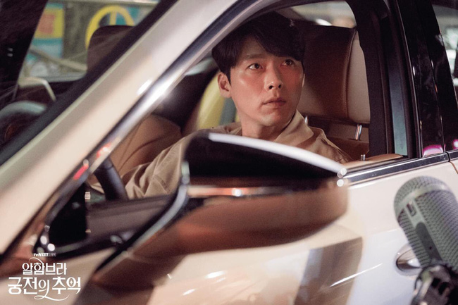 Hyun Bin gây sốt với bộ ảnh khoe cận gương mặt đẹp không góc chết, fan xuýt xoa vì nhan sắc quá cực phẩm - 9 Hyun Bin gây sốt với bộ ảnh khoe cận gương mặt đẹp không góc chết, fan xuýt xoa vì nhan sắc quá cực phẩm - 9