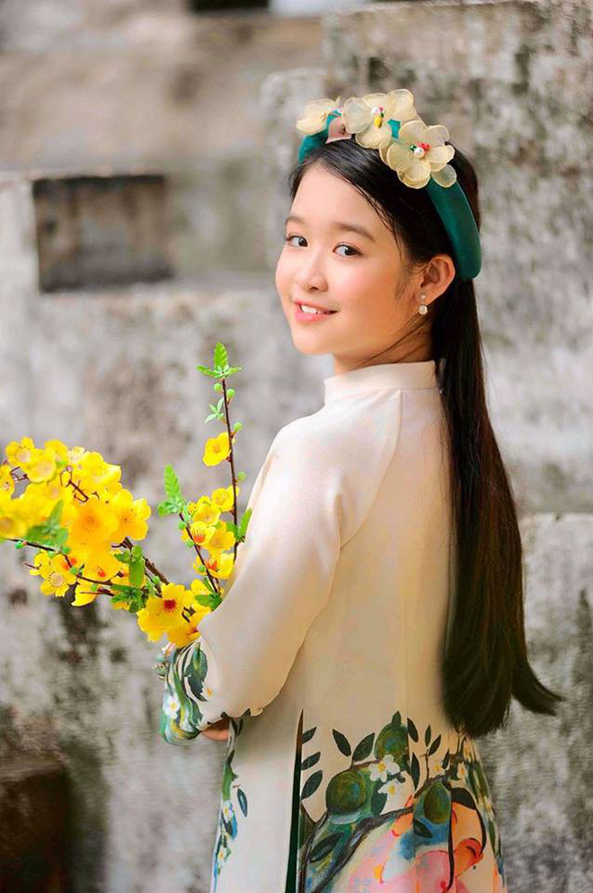 Tiểu mỹ nhân gây chú ý khi đọ sắc với loạt Hoa hậu, profile hoá ra cũng rất xịn sò - 7 Tiểu mỹ nhân gây chú ý khi đọ sắc với loạt Hoa hậu, profile hoá ra cũng rất xịn sò - 7