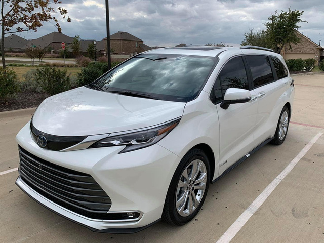 Toyota Sienna 2021 về Việt Nam: Xe gia đình sang chảnh dáng như SUV, giá gần 4,5 tỷ đồng ngang ngửa Lexus RX 350 Toyota Sienna 2021 về Việt Nam: Xe gia đình sang chảnh dáng như SUV, giá gần 4,5 tỷ đồng ngang ngửa Lexus RX 350
