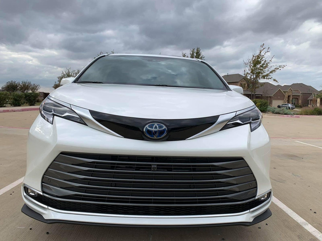Toyota Sienna 2021 về Việt Nam: Xe gia đình sang chảnh dáng như SUV, giá gần 4,5 tỷ đồng ngang ngửa Lexus RX 350 - 2 Toyota Sienna 2021 về Việt Nam: Xe gia đình sang chảnh dáng như SUV, giá gần 4,5 tỷ đồng ngang ngửa Lexus RX 350 - 2