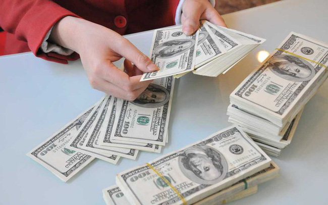 Ngân hàng Nhà nước bất ngờ giảm mạnh giá mua USD Ngân hàng Nhà nước bất ngờ giảm mạnh giá mua USD