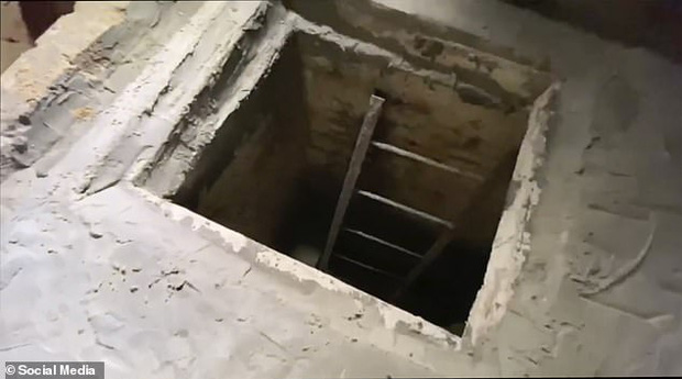 Vụ bé trai 7 tuổi bị bắt cóc 52 ngày: Công khai ảnh căn hầm ám ảnh nơi đứa trẻ bị kẻ ác giam cầm Vụ bé trai 7 tuổi bị bắt cóc 52 ngày: Công khai ảnh căn hầm ám ảnh nơi đứa trẻ bị kẻ ác giam cầm