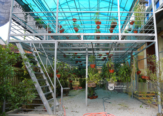 Cận cảnh phòng riêng và loạt bằng khen của Hoa hậu Việt Nam Đỗ Thị Hà trong cơ ngơi rộng hàng trăm m2 ở Thanh Hoá - 15 Cận cảnh phòng riêng và loạt bằng khen của Hoa hậu Việt Nam Đỗ Thị Hà trong cơ ngơi rộng hàng trăm m2 ở Thanh Hoá - 15