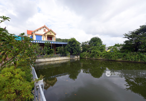 Cận cảnh phòng riêng và loạt bằng khen của Hoa hậu Việt Nam Đỗ Thị Hà trong cơ ngơi rộng hàng trăm m2 ở Thanh Hoá - 10 Cận cảnh phòng riêng và loạt bằng khen của Hoa hậu Việt Nam Đỗ Thị Hà trong cơ ngơi rộng hàng trăm m2 ở Thanh Hoá - 10