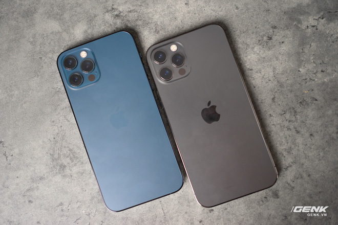 Trước giờ 'G' mở bán iPhone 12: Hàng xách tay dù giảm giá nhưng khả năng vẫn khó hút khách Trước giờ 'G' mở bán iPhone 12: Hàng xách tay dù giảm giá nhưng khả năng vẫn khó hút khách