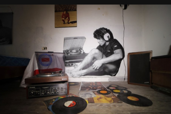 Khối tài sản ít ỏi và khoản nợ khổng lồ của Maradona