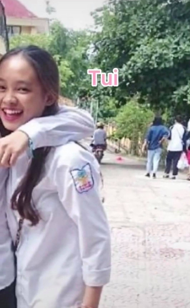 Khoe màn dậy thì siêu thành công cùng người yêu, gái xinh bị dân tình đòi 'giật bồ' - 2 Khoe màn dậy thì siêu thành công cùng người yêu, gái xinh bị dân tình đòi 'giật bồ' - 2