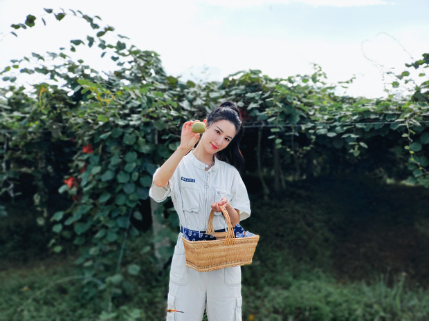 Kiếm hơn nghìn tỷ chỉ sau 7 tiếng, 'nữ hoàng livestream' xứ Trung làm thế nào để từ chủ shop thời trang vô danh trở thành triệu phú? - 10 Kiếm hơn nghìn tỷ chỉ sau 7 tiếng, 'nữ hoàng livestream' xứ Trung làm thế nào để từ chủ shop thời trang vô danh trở thành triệu phú? - 10