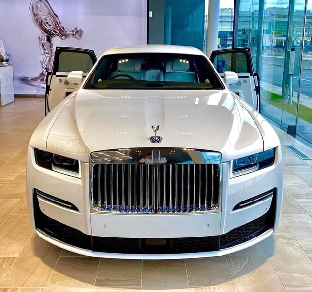 Rộ tin Rolls-Royce Ghost 2021 đầu tiên lên đường về Việt Nam, cập bến ngày đầu năm sau - 4 Rộ tin Rolls-Royce Ghost 2021 đầu tiên lên đường về Việt Nam, cập bến ngày đầu năm sau - 4