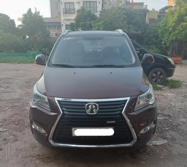 Từng được so sánh với Lexus RX, mẫu xe Trung Quốc này bán lại chỉ hơn 300 triệu sau 2 năm sử dụng Từng được so sánh với Lexus RX, mẫu xe Trung Quốc này bán lại chỉ hơn 300 triệu sau 2 năm sử dụng