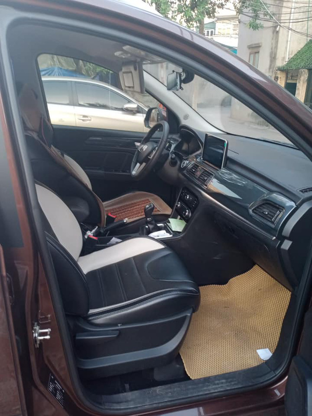Từng được so sánh với Lexus RX, mẫu xe Trung Quốc này bán lại chỉ hơn 300 triệu sau 2 năm sử dụng - 2 Từng được so sánh với Lexus RX, mẫu xe Trung Quốc này bán lại chỉ hơn 300 triệu sau 2 năm sử dụng - 2