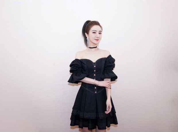 Kiếm hơn nghìn tỷ chỉ sau 7 tiếng, 'nữ hoàng livestream' xứ Trung làm thế nào để từ chủ shop thời trang vô danh trở thành triệu phú? - 9 Kiếm hơn nghìn tỷ chỉ sau 7 tiếng, 'nữ hoàng livestream' xứ Trung làm thế nào để từ chủ shop thời trang vô danh trở thành triệu phú? - 9
