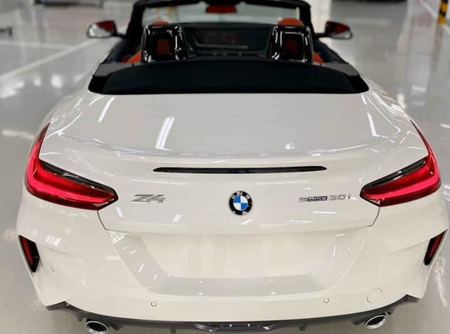Lộ BMW Z4 2020 đầu tiên do THACO nhập tại đại lý: Xe chơi mui trần giá hơn 3,3 tỷ đồng, cạnh tranh xe nhập tư vừa về - 3 Lộ BMW Z4 2020 đầu tiên do THACO nhập tại đại lý: Xe chơi mui trần giá hơn 3,3 tỷ đồng, cạnh tranh xe nhập tư vừa về - 3