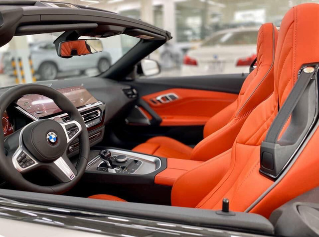 Lộ BMW Z4 2020 đầu tiên do THACO nhập tại đại lý: Xe chơi mui trần giá hơn 3,3 tỷ đồng, cạnh tranh xe nhập tư vừa về - 8 Lộ BMW Z4 2020 đầu tiên do THACO nhập tại đại lý: Xe chơi mui trần giá hơn 3,3 tỷ đồng, cạnh tranh xe nhập tư vừa về - 8