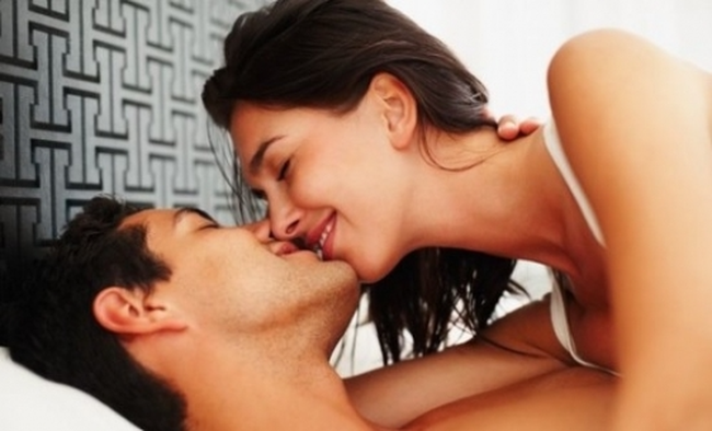 Vợ đỏ mặt khi chồng sững sờ hỏi: 'Em học đâu chiêu này', tưởng cuộc vui 'giã đám' ngờ đâu cuộc hôn nhân tẻ nhạt lại 'rẽ hướng' sau 1 đêm Vợ đỏ mặt khi chồng sững sờ hỏi: 'Em học đâu chiêu này', tưởng cuộc vui 'giã đám' ngờ đâu cuộc hôn nhân tẻ nhạt lại 'rẽ hướng' sau 1 đêm