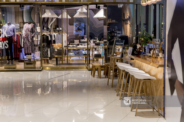 Các khu tham quan, mua sắm từng sầm uất nhất tại Sài Gòn ảnh hưởng ra sao bởi dịch Covid-19? - 18 Các khu tham quan, mua sắm từng sầm uất nhất tại Sài Gòn ảnh hưởng ra sao bởi dịch Covid-19? - 18