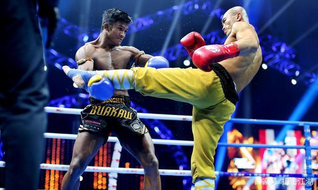 Báo Trung Quốc chê Mike Tyson 'diễn kịch' trên võ đài, đòi một trận quyết đấu với Yi Long - 1 Báo Trung Quốc chê Mike Tyson 'diễn kịch' trên võ đài, đòi một trận quyết đấu với Yi Long - 1
