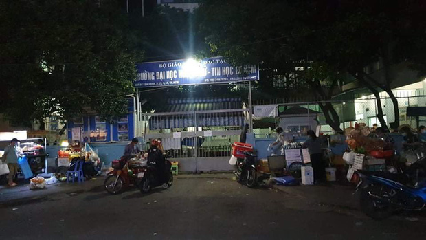 Cựu sinh viên rơi từ tầng 6 trường Đại học Ngoại Ngữ - Tin Học TP.HCM - 1 Cựu sinh viên rơi từ tầng 6 trường Đại học Ngoại Ngữ - Tin Học TP.HCM - 1