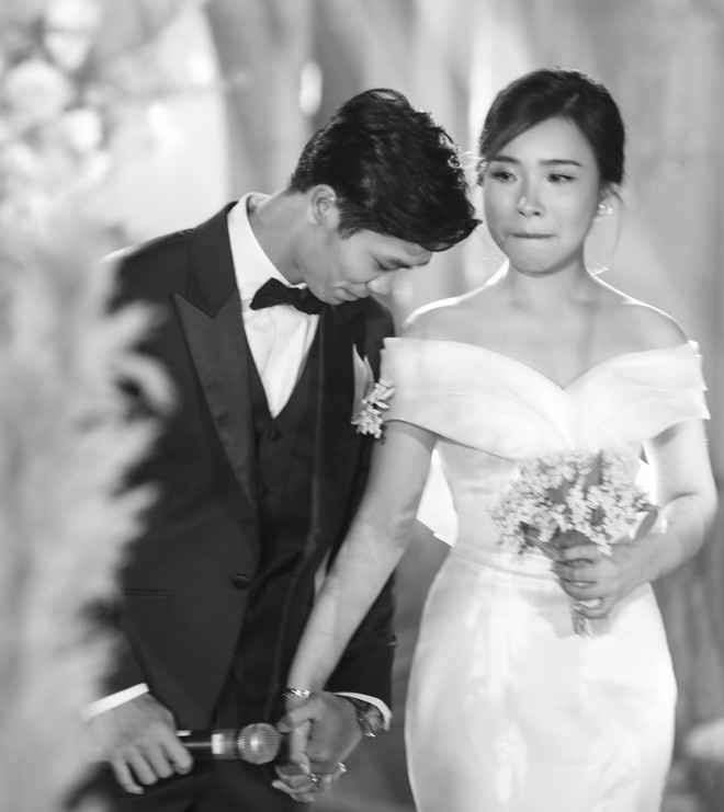 Soi 2 đám cưới Công Phượng và Bùi Tiến Dũng: Tổ chức tận 3 nơi, dàn khách mời khủng và những chi tiết đặc biệt - 25 Soi 2 đám cưới Công Phượng và Bùi Tiến Dũng: Tổ chức tận 3 nơi, dàn khách mời khủng và những chi tiết đặc biệt - 25