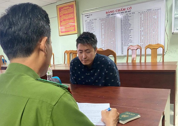 Thêm tình tiết mới từ lời khai của Jeong In Cheol Thêm tình tiết mới từ lời khai của Jeong In Cheol