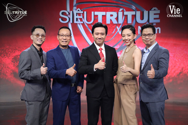 Siêu trí tuệ: Tóc Tiên bất ngờ hé lộ profile chuẩn con nhà người ta của giám khảo Rap Việt - Rhymastic - 5 Siêu trí tuệ: Tóc Tiên bất ngờ hé lộ profile chuẩn con nhà người ta của giám khảo Rap Việt - Rhymastic - 5