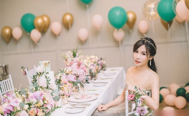 Phú bà 'real' giấu bố mẹ thử làm công nhân trong công trình của gia đình, lộ số dư tài khoản khiến dân mạng 'xỉu up xỉu down' - 5 Phú bà 'real' giấu bố mẹ thử làm công nhân trong công trình của gia đình, lộ số dư tài khoản khiến dân mạng 'xỉu up xỉu down' - 5