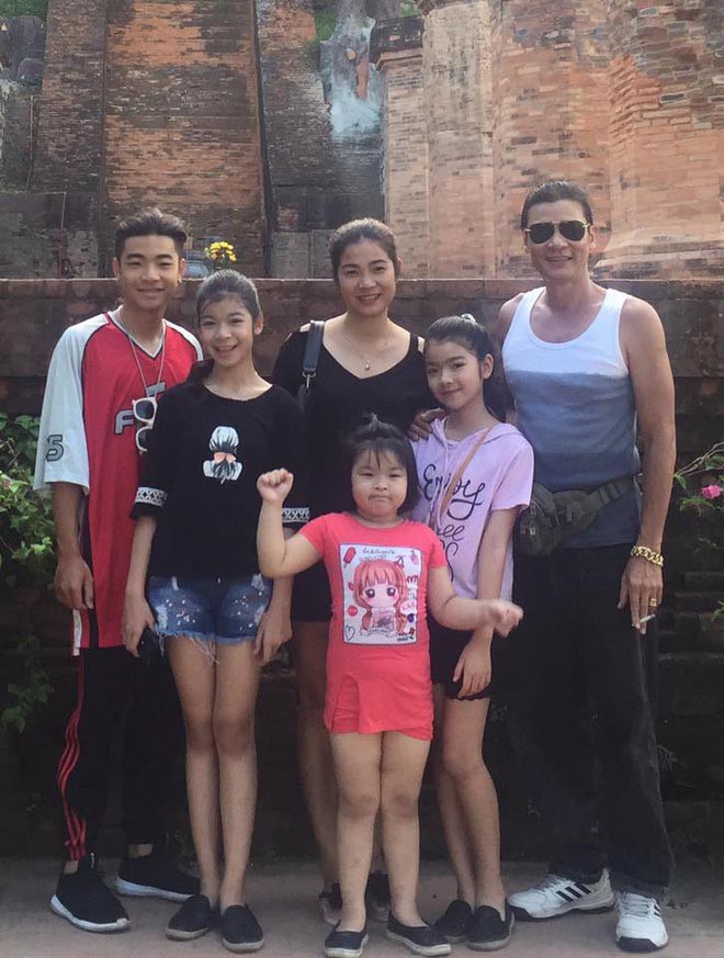 'Cảnh sát hình sự' Võ Hoài Nam: Vợ tôi quản lý tài chính, muốn mua gì phải xin - 1 'Cảnh sát hình sự' Võ Hoài Nam: Vợ tôi quản lý tài chính, muốn mua gì phải xin - 1