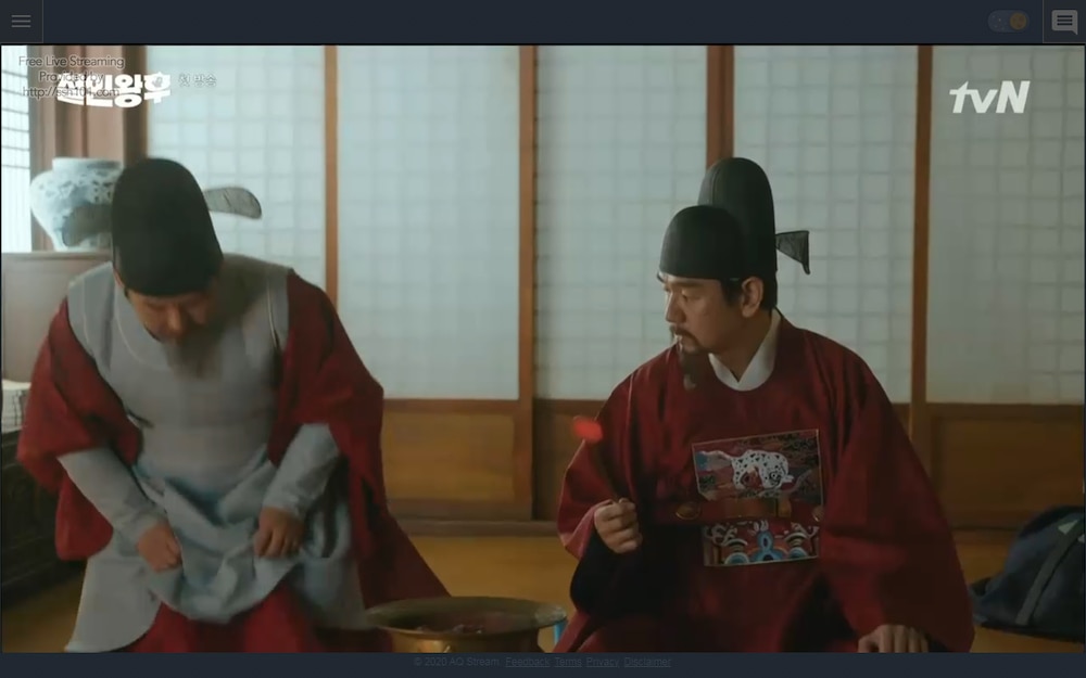 'Mr. Queen' tập 1: Choi Jin Hyuk xuyên không biến thành phụ nữ vì lỡ hôn Shin Hye Sun - 28 'Mr. Queen' tập 1: Choi Jin Hyuk xuyên không biến thành phụ nữ vì lỡ hôn Shin Hye Sun - 28