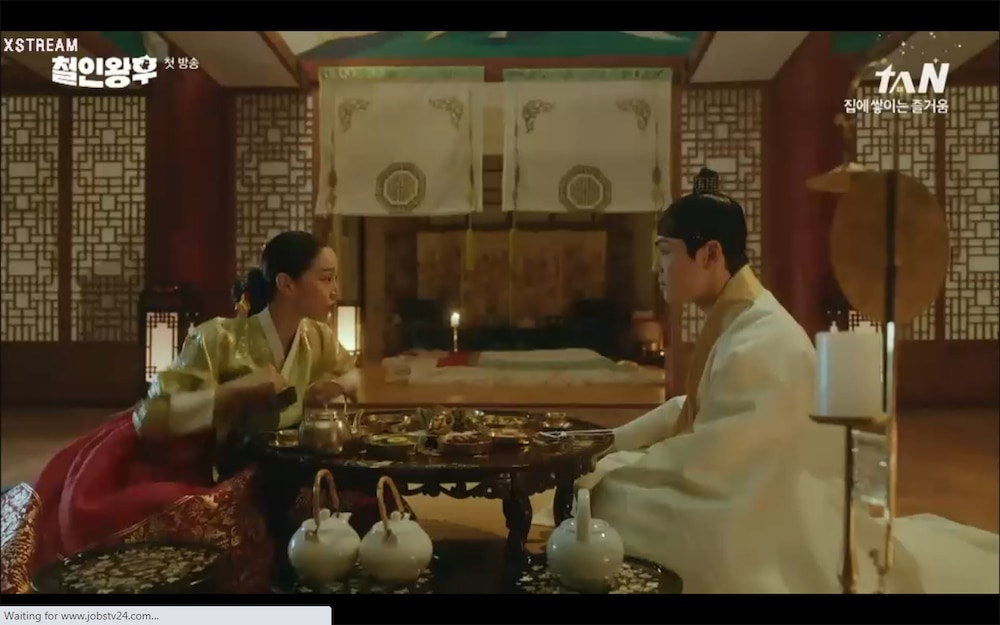 'Mr. Queen' tập 1: Choi Jin Hyuk xuyên không biến thành phụ nữ vì lỡ hôn Shin Hye Sun - 46 'Mr. Queen' tập 1: Choi Jin Hyuk xuyên không biến thành phụ nữ vì lỡ hôn Shin Hye Sun - 46