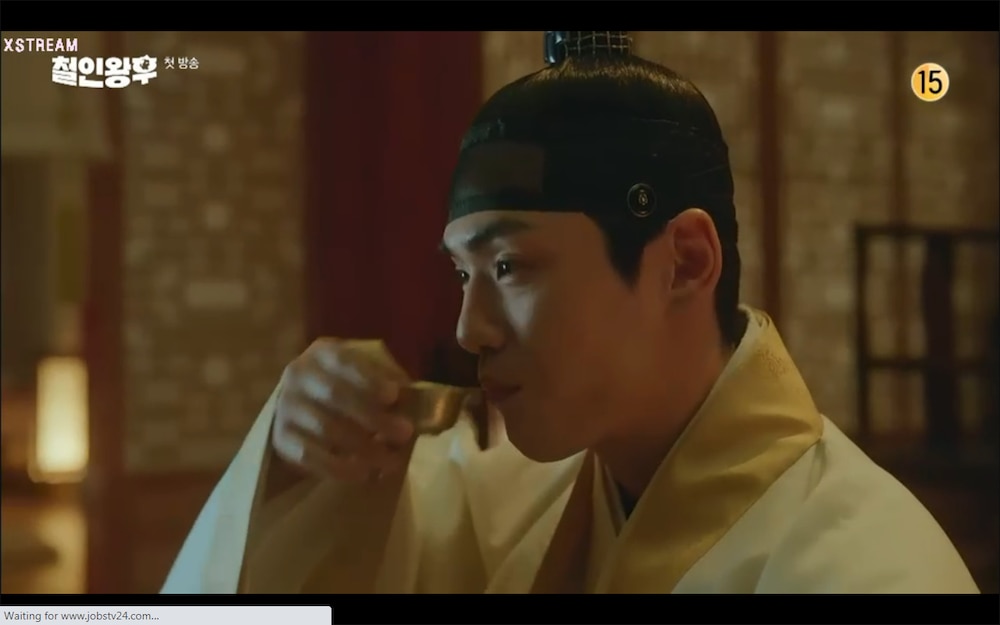 'Mr. Queen' tập 1: Choi Jin Hyuk xuyên không biến thành phụ nữ vì lỡ hôn Shin Hye Sun - 47 'Mr. Queen' tập 1: Choi Jin Hyuk xuyên không biến thành phụ nữ vì lỡ hôn Shin Hye Sun - 47