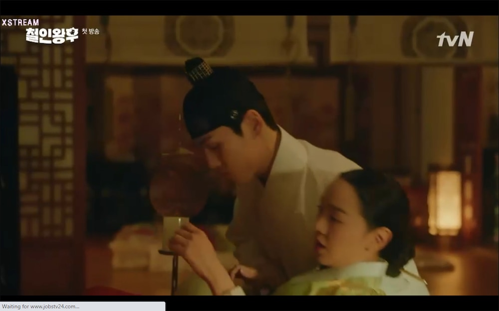 'Mr. Queen' tập 1: Choi Jin Hyuk xuyên không biến thành phụ nữ vì lỡ hôn Shin Hye Sun - 50 'Mr. Queen' tập 1: Choi Jin Hyuk xuyên không biến thành phụ nữ vì lỡ hôn Shin Hye Sun - 50