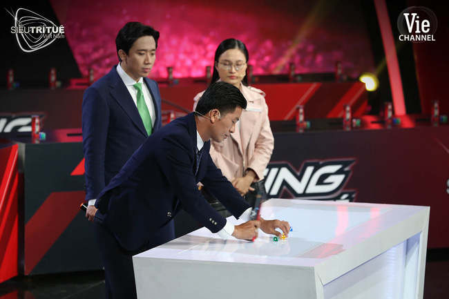 Siêu Trí Tuệ: Trường quay 'câm nín' trước chàng trai đọc được tất cả phường, xã, quận, huyện của Việt Nam chỉ bằng ảnh chụp vệ tinh - 5 Siêu Trí Tuệ: Trường quay 'câm nín' trước chàng trai đọc được tất cả phường, xã, quận, huyện của Việt Nam chỉ bằng ảnh chụp vệ tinh - 5