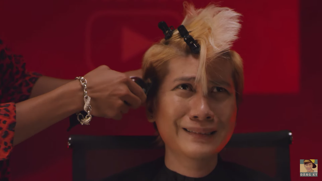 'Thợ lặn' Vanh Leg bất ngờ comeback sau 2 năm biến mất, từ Bà Tân đến hiện tượng 1977 Vlog đều làm 'cameo' ráo - 2 'Thợ lặn' Vanh Leg bất ngờ comeback sau 2 năm biến mất, từ Bà Tân đến hiện tượng 1977 Vlog đều làm 'cameo' ráo - 2