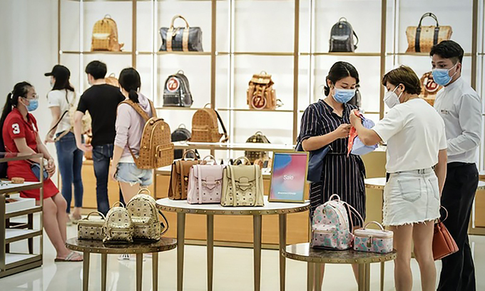 Thị trường xa xỉ Trung Quốc vẫn 'sống khỏe' dù Covid-19 Thị trường xa xỉ Trung Quốc vẫn 'sống khỏe' dù Covid-19