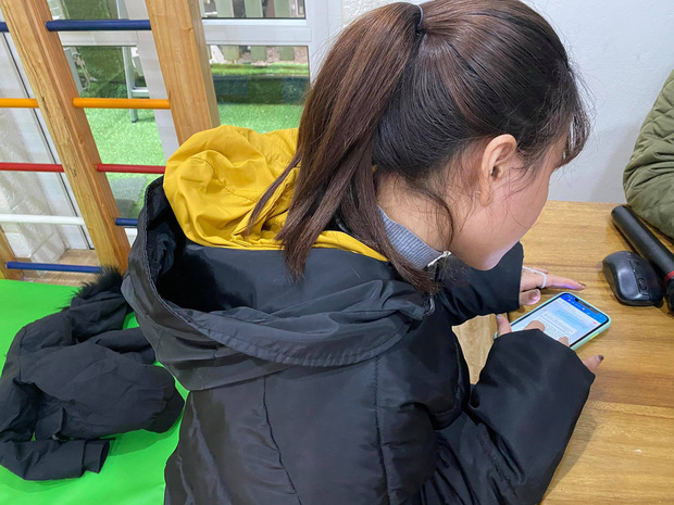 Cô giáo giật chăn, nhốt trẻ 3 tuổi ngoài cửa lớp: “Tôi mong mọi người cho tôi cơ hội chuộc lại lỗi lầm” - 1 Cô giáo giật chăn, nhốt trẻ 3 tuổi ngoài cửa lớp: “Tôi mong mọi người cho tôi cơ hội chuộc lại lỗi lầm” - 1