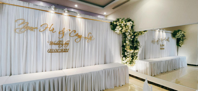 Lễ ăn hỏi ấm cúng của NSND Công Lý và cô dâu kém 15 tuổi: Cô dâu thay áo dài trắng theo chú rể về nhà chồng - 22 Lễ ăn hỏi ấm cúng của NSND Công Lý và cô dâu kém 15 tuổi: Cô dâu thay áo dài trắng theo chú rể về nhà chồng - 22