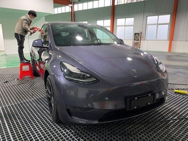Xe điện Tesla vừa mở hàng tại Trung Quốc đã bán đắt như tôm tươi, 100.000 đơn chốt chỉ trong vòng vài tiếng - 1 Xe điện Tesla vừa mở hàng tại Trung Quốc đã bán đắt như tôm tươi, 100.000 đơn chốt chỉ trong vòng vài tiếng - 1