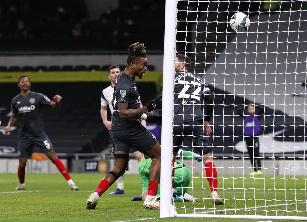 Son Heung-min ghi bàn giúp Tottenham vào chung kết League Cup - 5