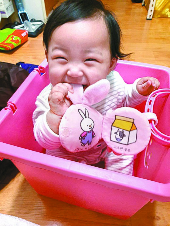 Vụ bé gái 16 tháng tuổi bị bố mẹ nuôi bạo hành đến chết: Cảnh sát Hàn Quốc cúi đầu tạ lỗi vì 3 lần thờ ơ, gián tiếp gây ra cái chết đau thương - 4 Vụ bé gái 16 tháng tuổi bị bố mẹ nuôi bạo hành đến chết: Cảnh sát Hàn Quốc cúi đầu tạ lỗi vì 3 lần thờ ơ, gián tiếp gây ra cái chết đau thương - 4