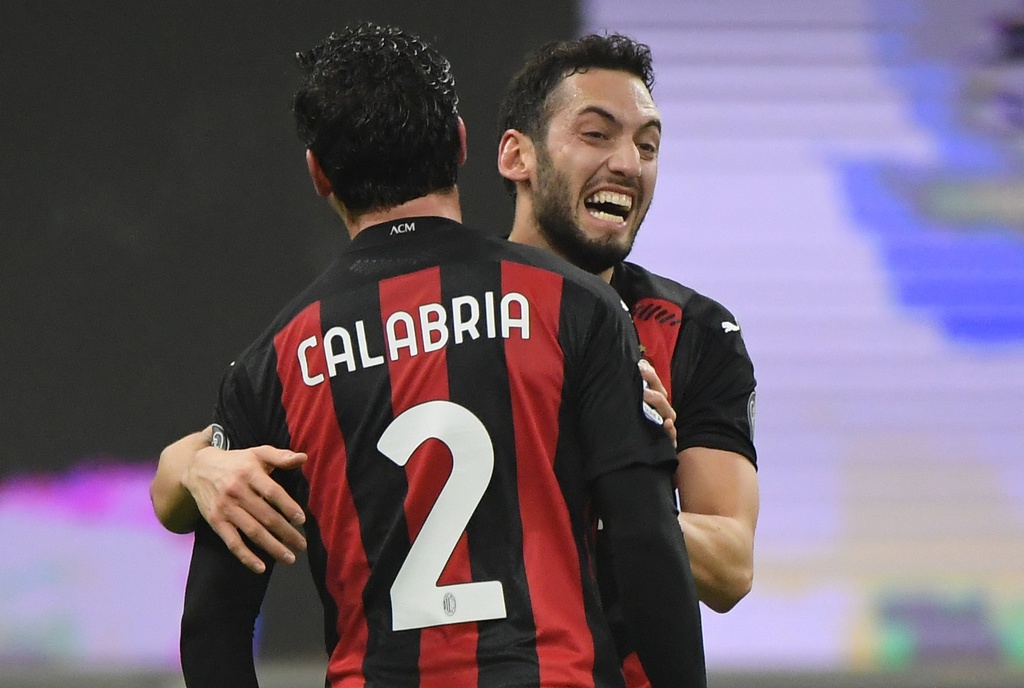 Juventus chấm dứt mạch bất bại của Milan - 4